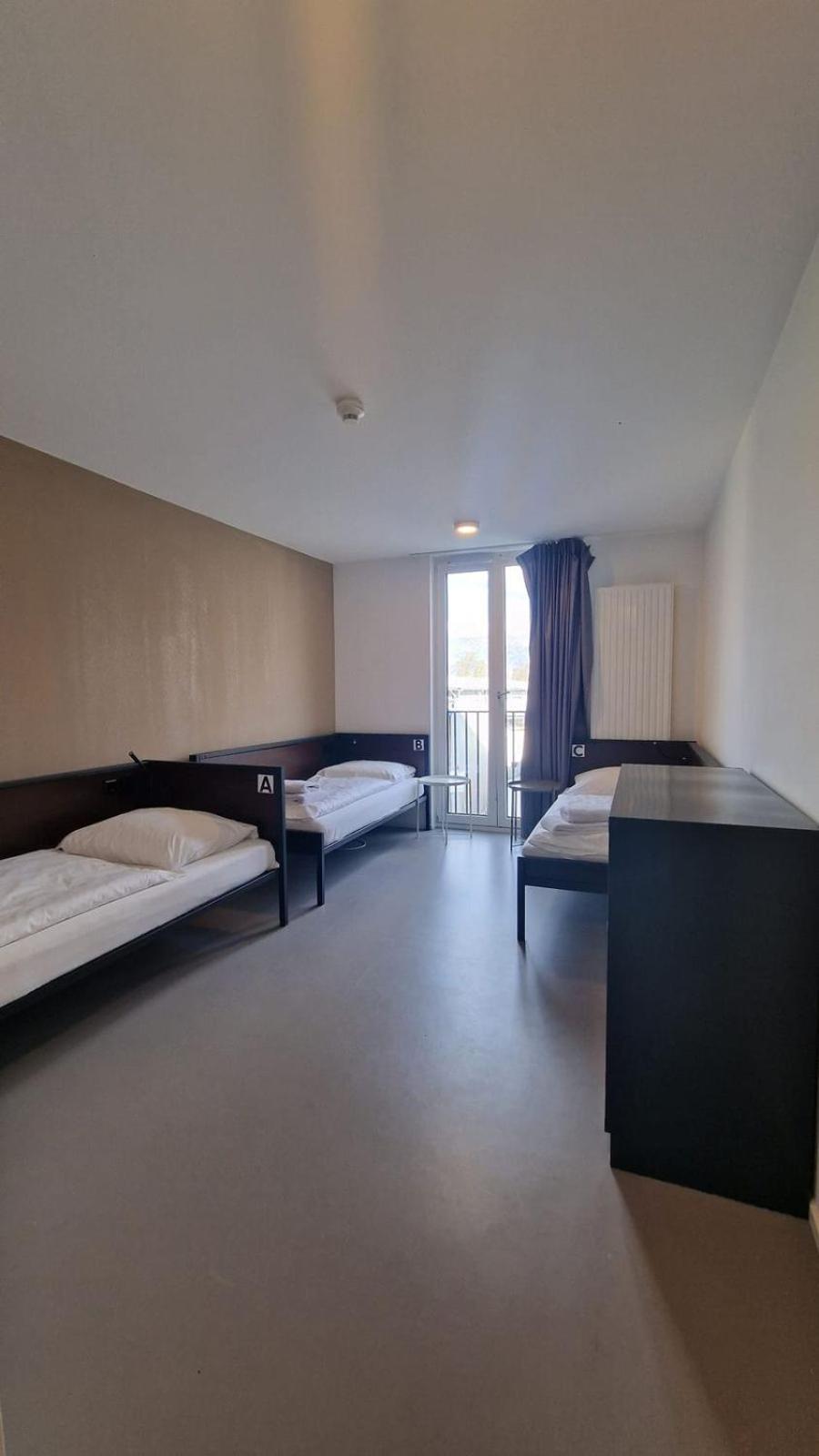 Hostel Ar *